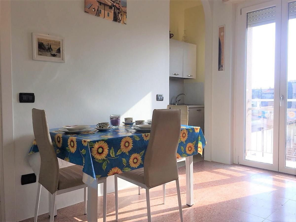 Appartamento Del Sole Desenzano del Garda Esterno foto